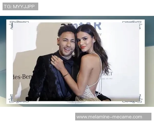 足球场球星的女友身份揭秘 谁是他们背后的支持者和伴侣 足球场球星的女友身份揭秘 谁是他们背后的支持者和伴侣