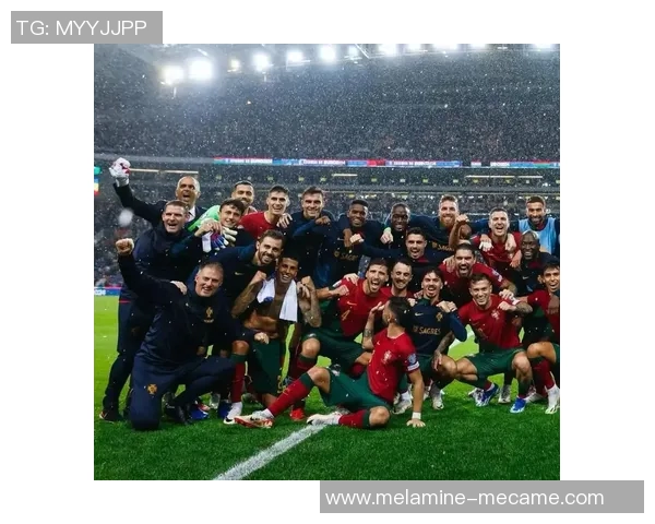 全球顶级球星足球薪资与商业代言收入全面解析与深度观察 全球顶级球星足球薪资与商业代言收入全面解析与深度观察