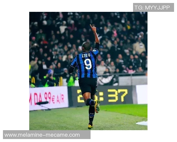 天下足球绿茵场十大球星盘点 谁是足坛最具影响力的传奇人物