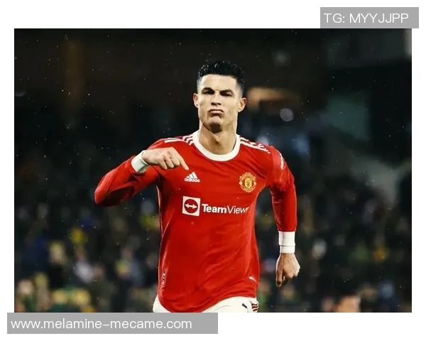 足球场上那些闪耀的传奇球星他们如何塑造了不朽的辉煌与历史 足球场上那些闪耀的传奇球星他们如何塑造了不朽的辉煌与历史